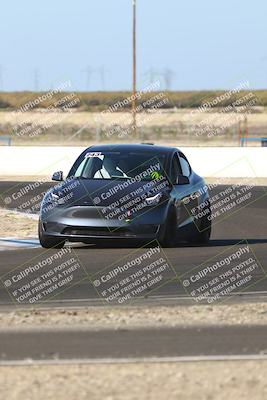 media/Nov-08-2025-Speed Ventures (Sat) [[1c7a6332f5]]/TC B/Session 3 (Turn 1)/